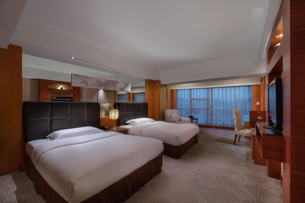 Empark Grand Hotel Xi'An Сиань Экстерьер фото