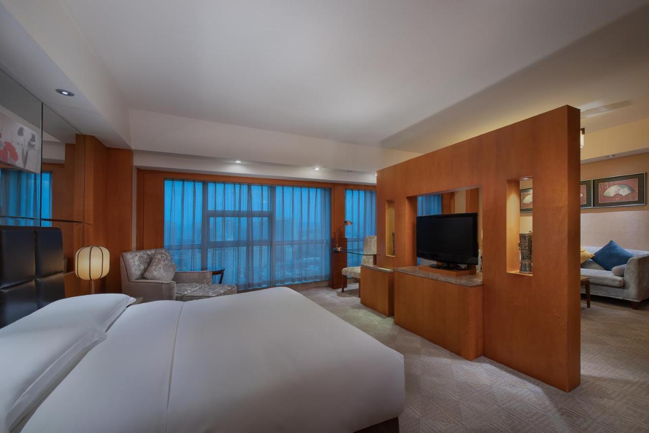 Empark Grand Hotel Xi'An Сиань Экстерьер фото