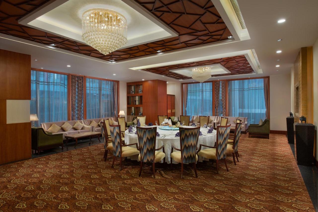 Empark Grand Hotel Xi'An Сиань Экстерьер фото
