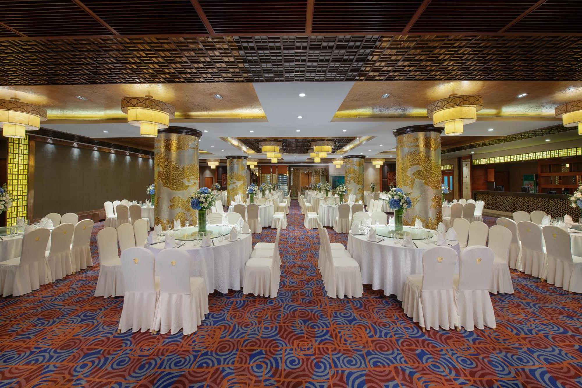 Empark Grand Hotel Xi'An Сиань Экстерьер фото