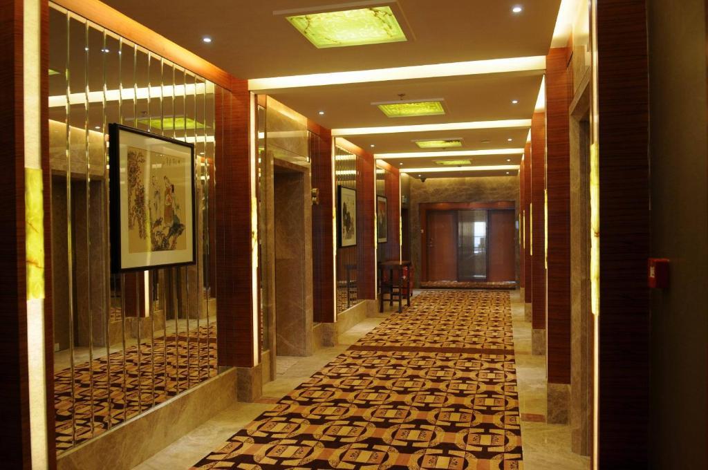 Empark Grand Hotel Xi'An Сиань Экстерьер фото